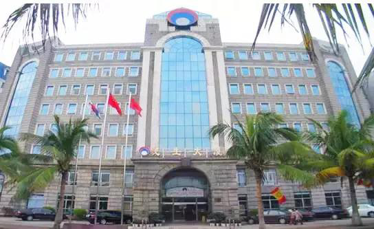 av无码毛片久久喷潮水