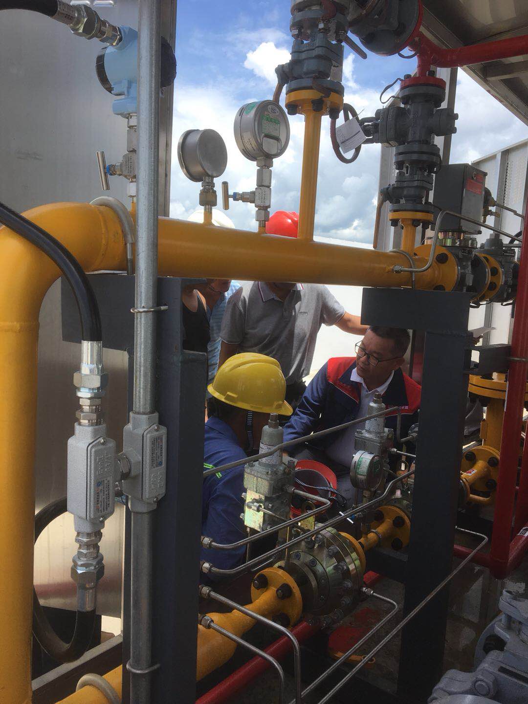 av无码毛片久久喷潮水