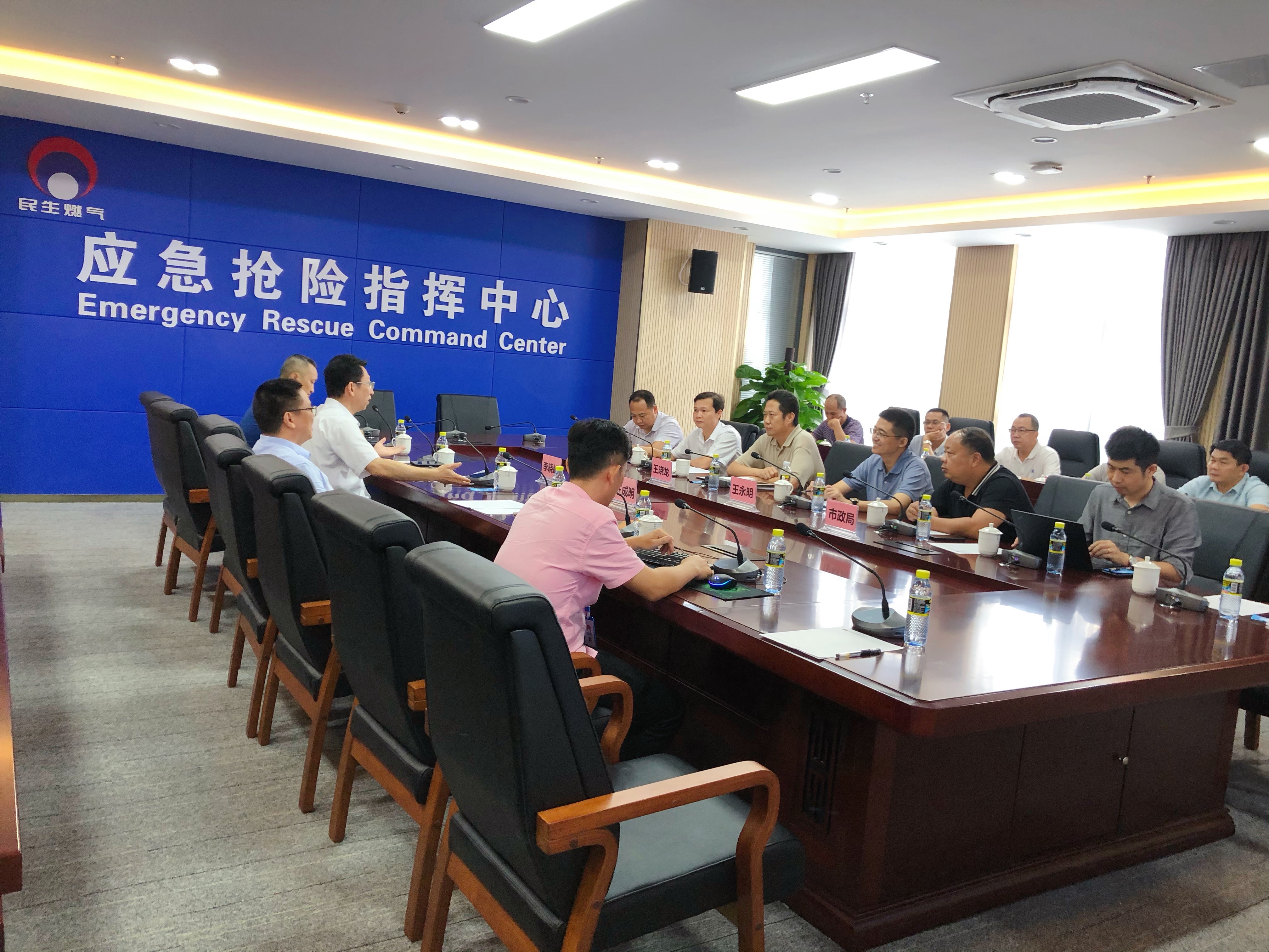 av无码毛片久久喷潮水