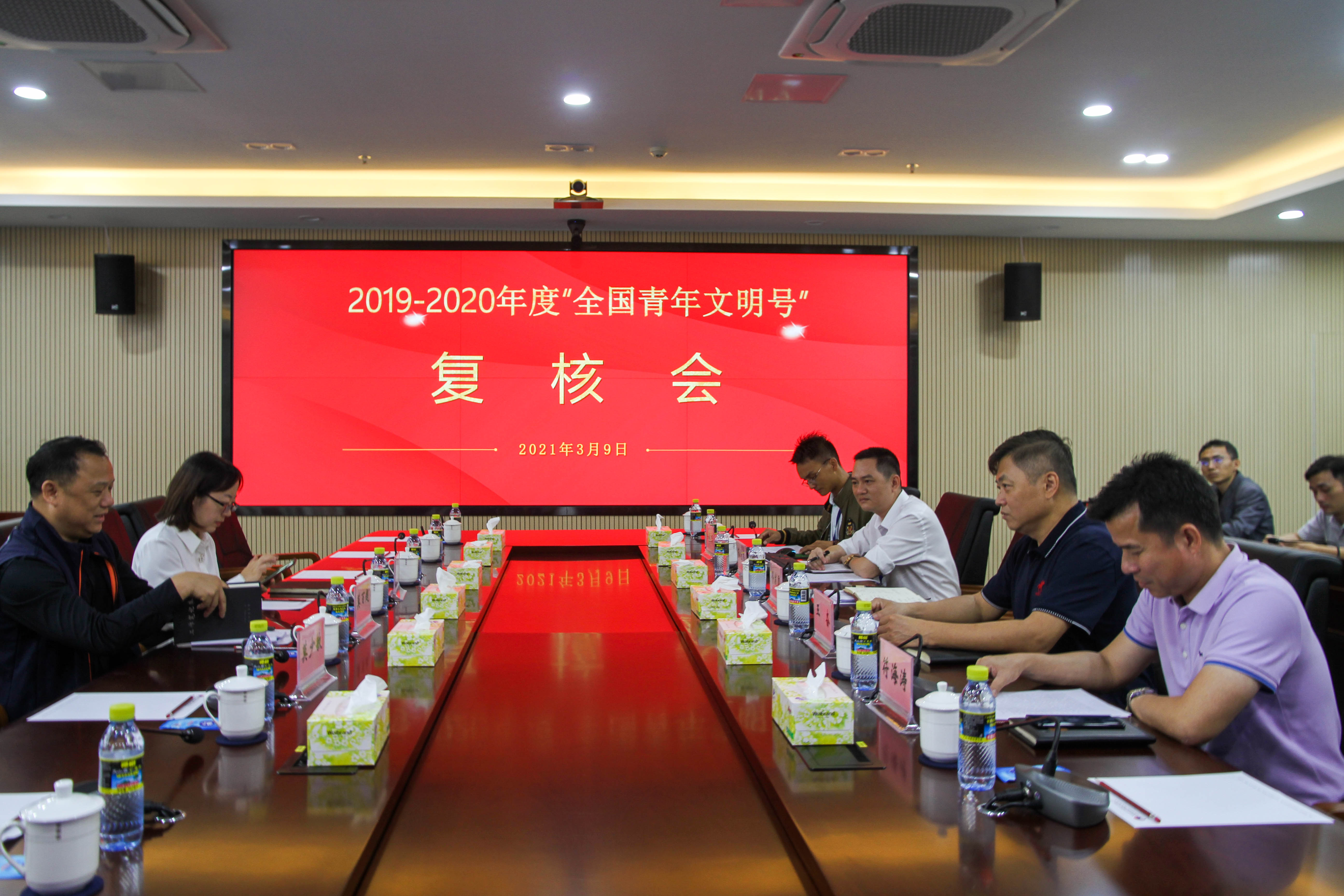 av无码毛片久久喷潮水