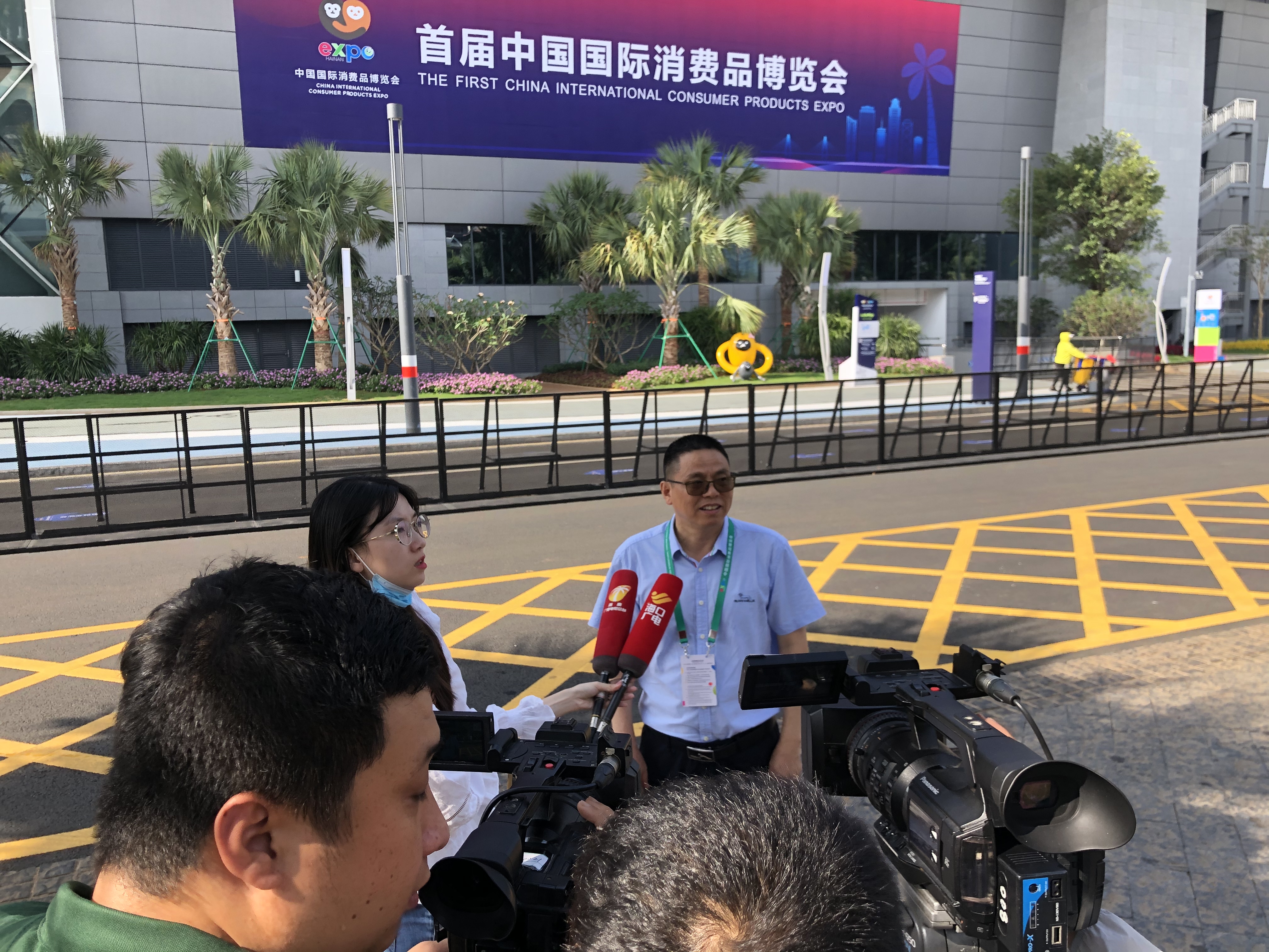 av无码毛片久久喷潮水