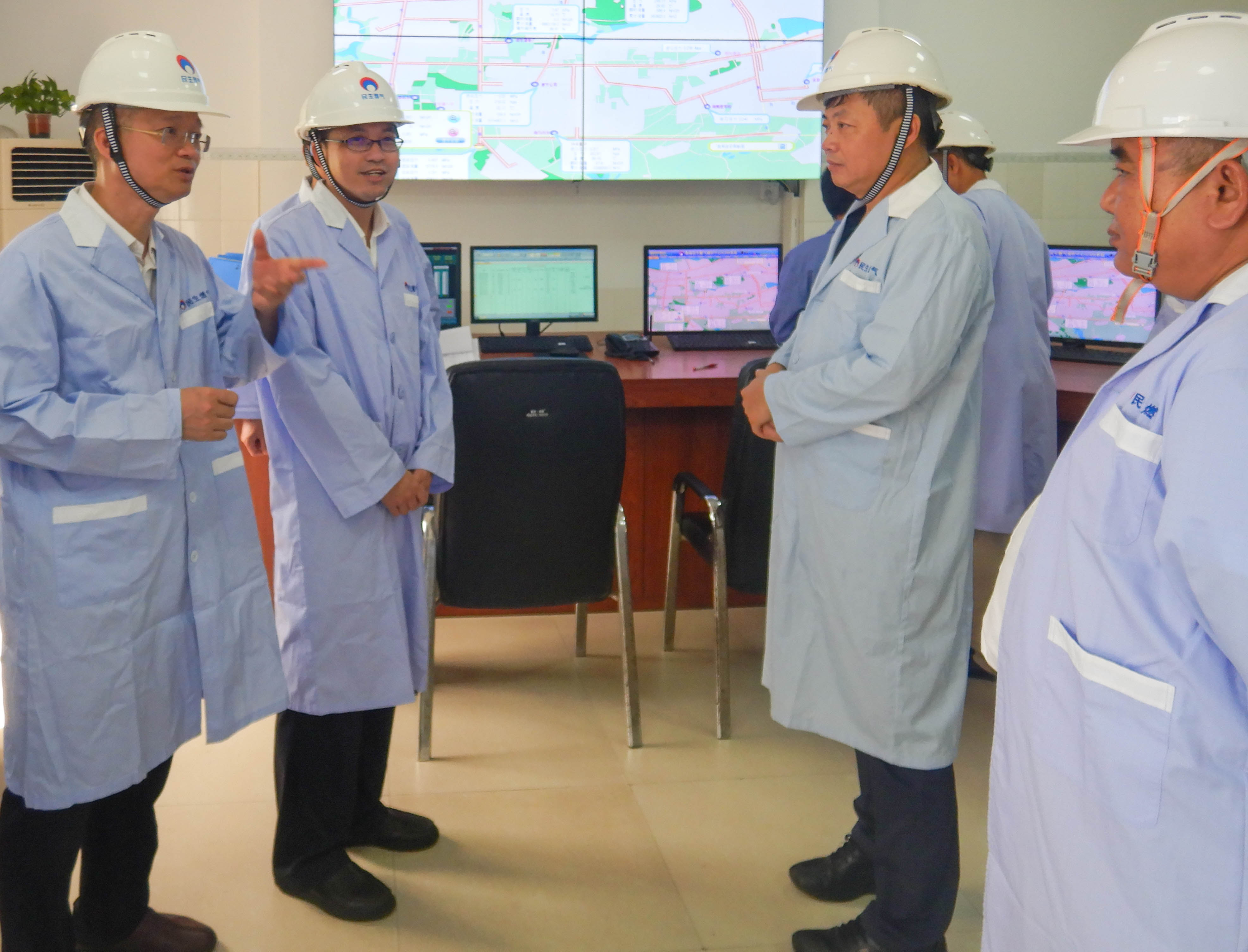 av无码毛片久久喷潮水