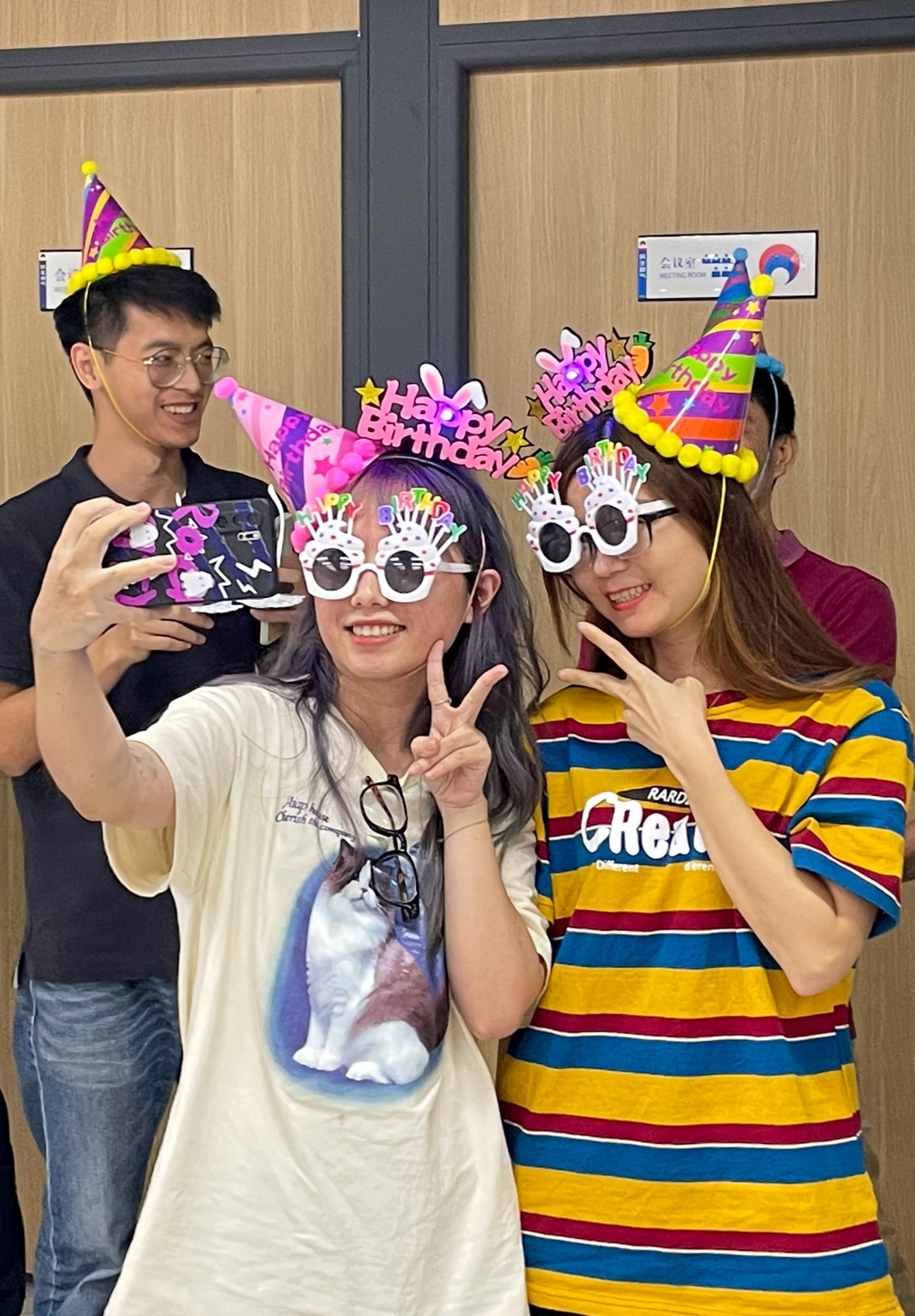 av无码毛片久久喷潮水