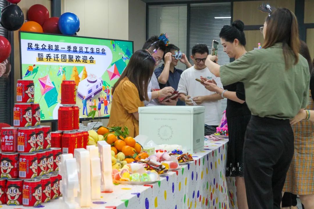 av无码毛片久久喷潮水