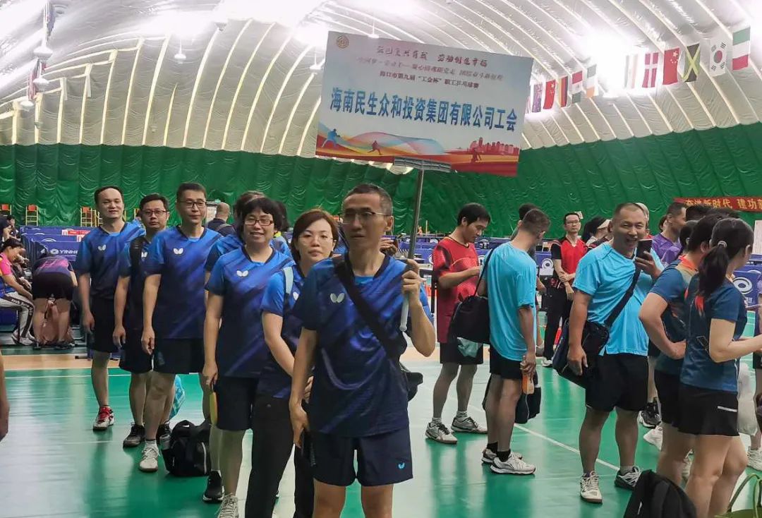 av无码毛片久久喷潮水