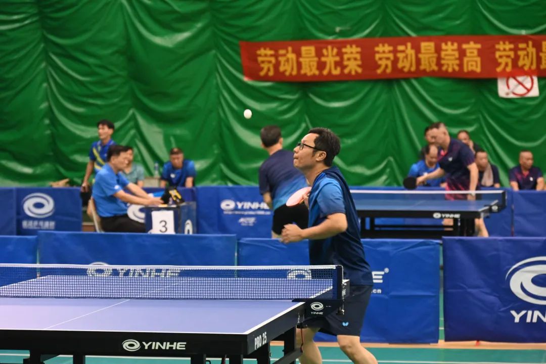 av无码毛片久久喷潮水