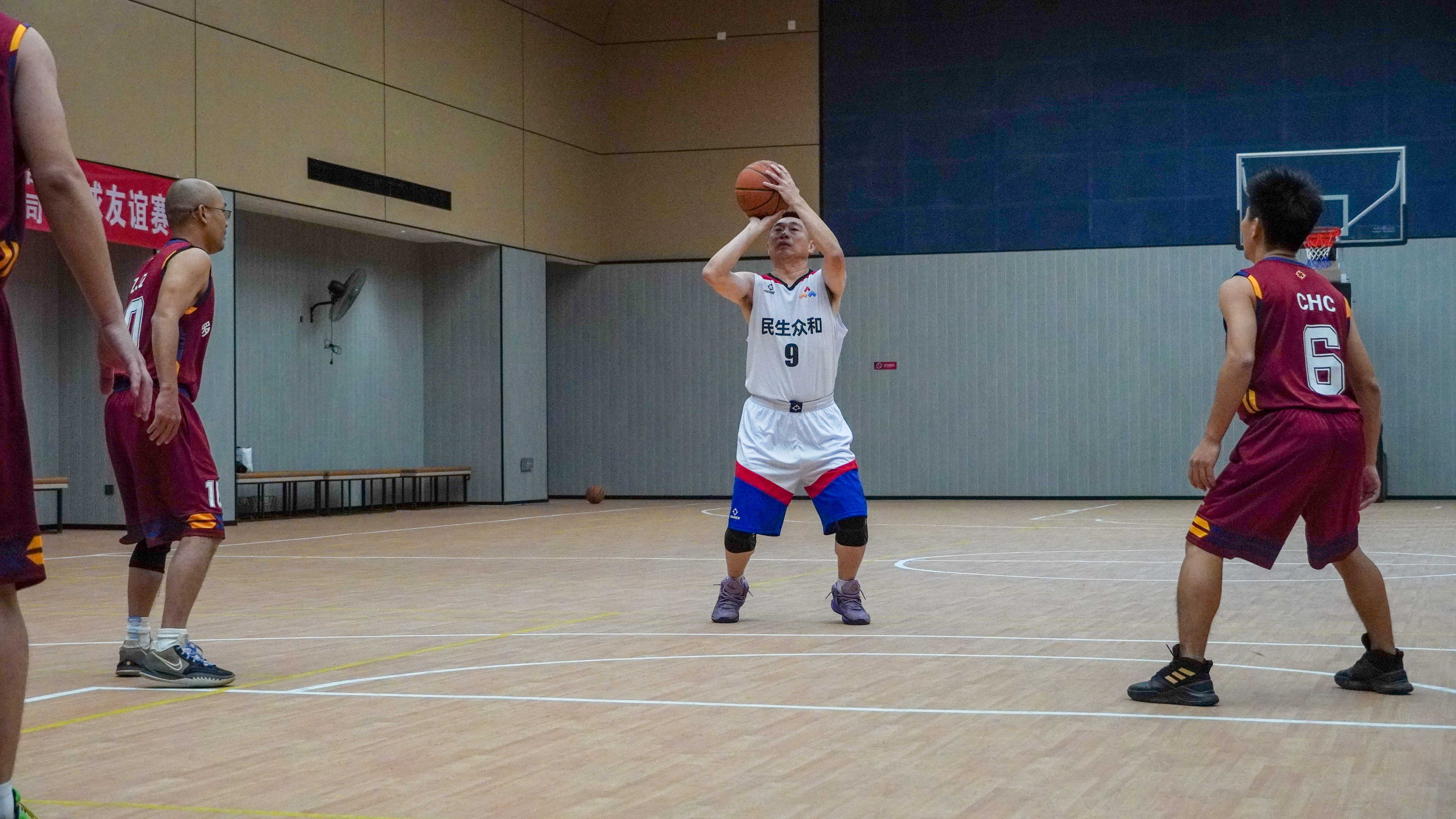 av无码毛片久久喷潮水