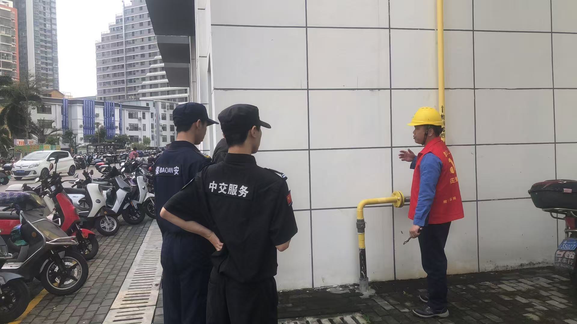 av无码毛片久久喷潮水