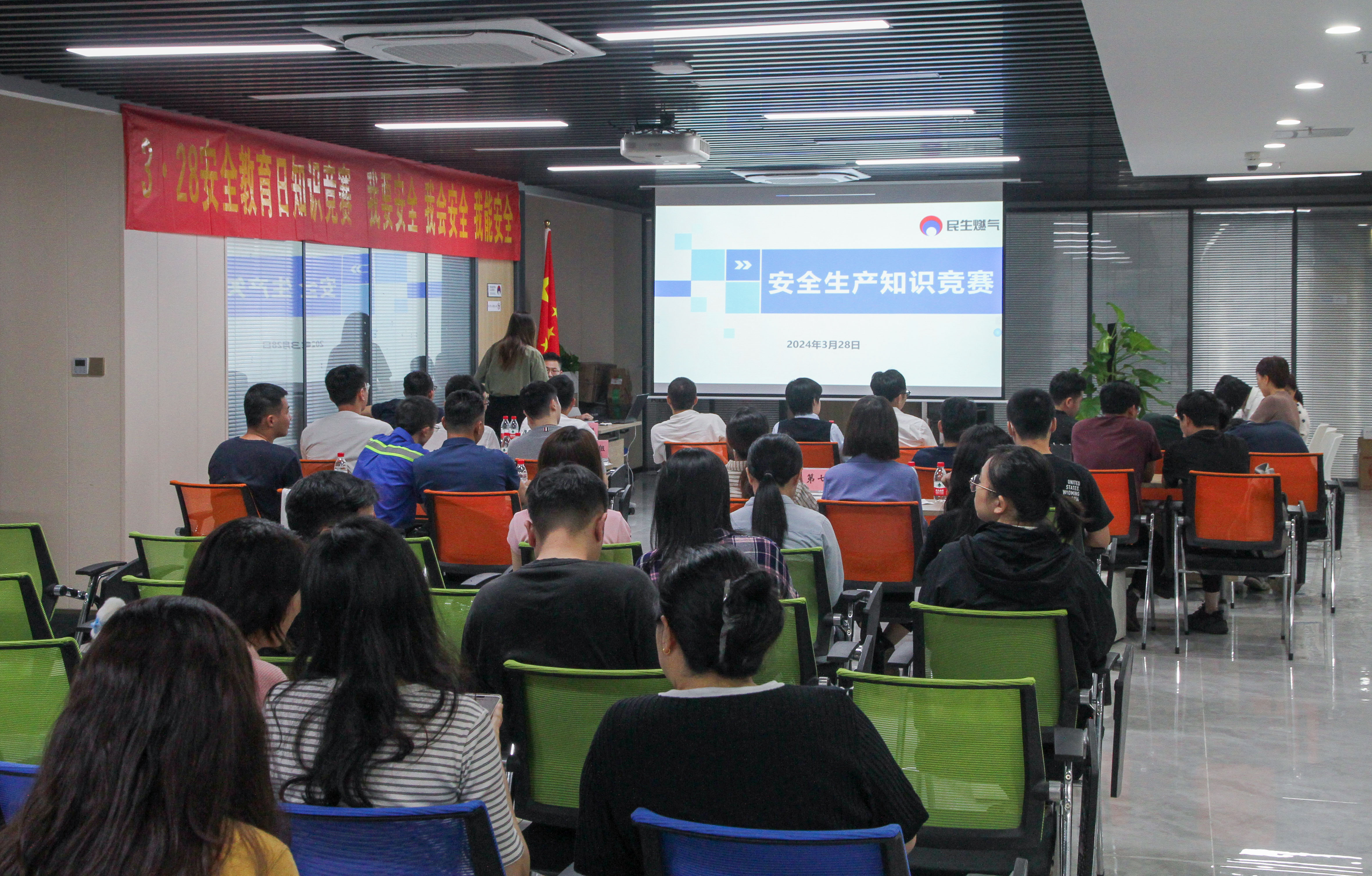 av无码毛片久久喷潮水