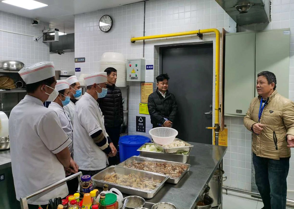 av无码毛片久久喷潮水