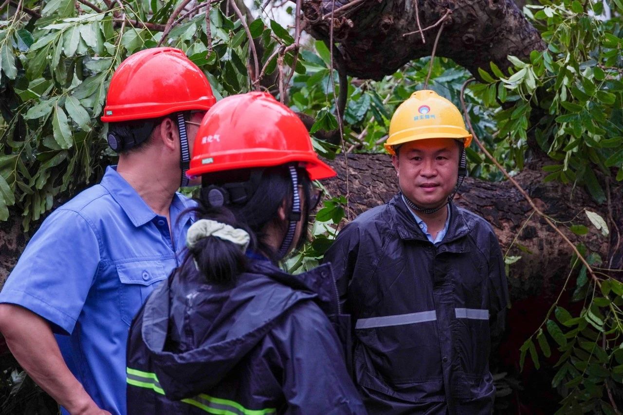 av无码毛片久久喷潮水