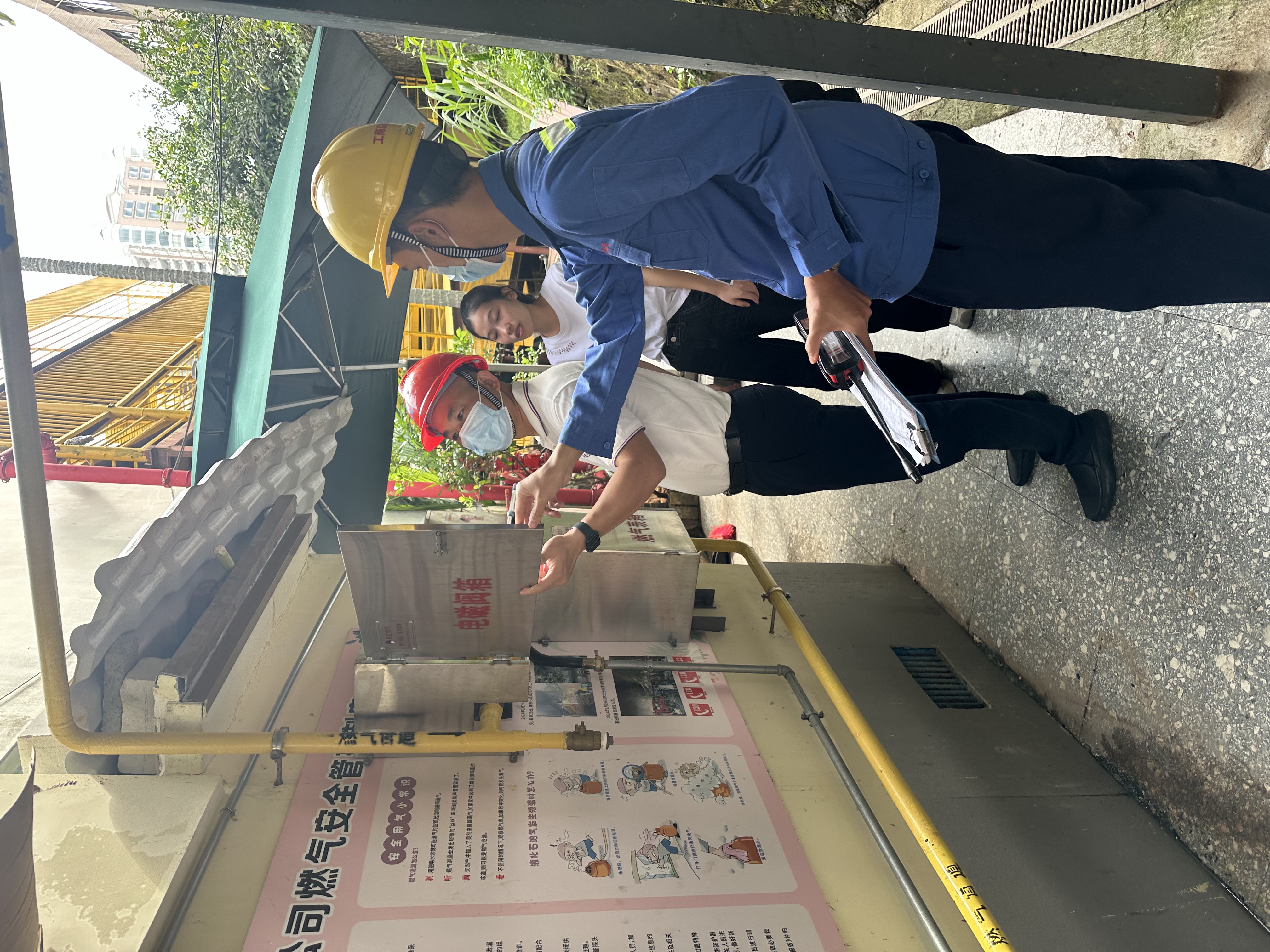 av无码毛片久久喷潮水