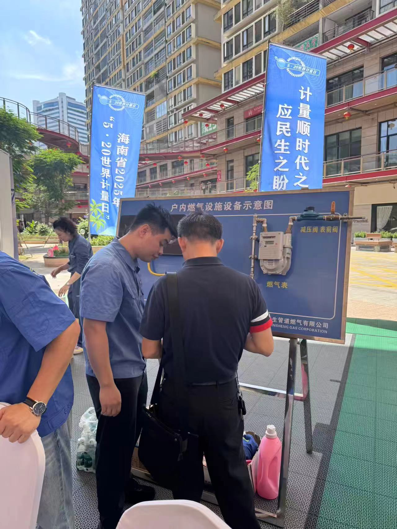 av无码毛片久久喷潮水