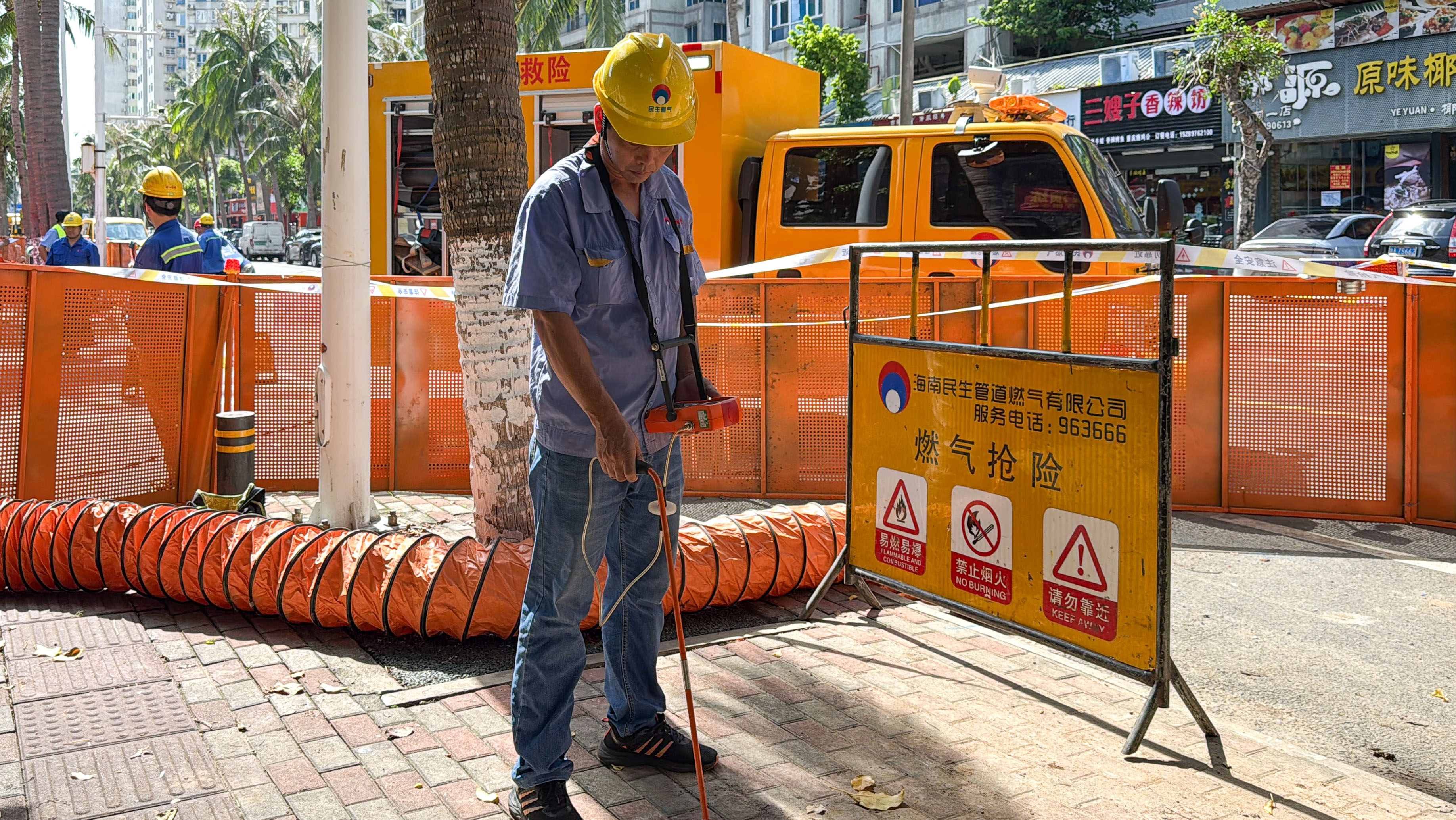 av无码毛片久久喷潮水