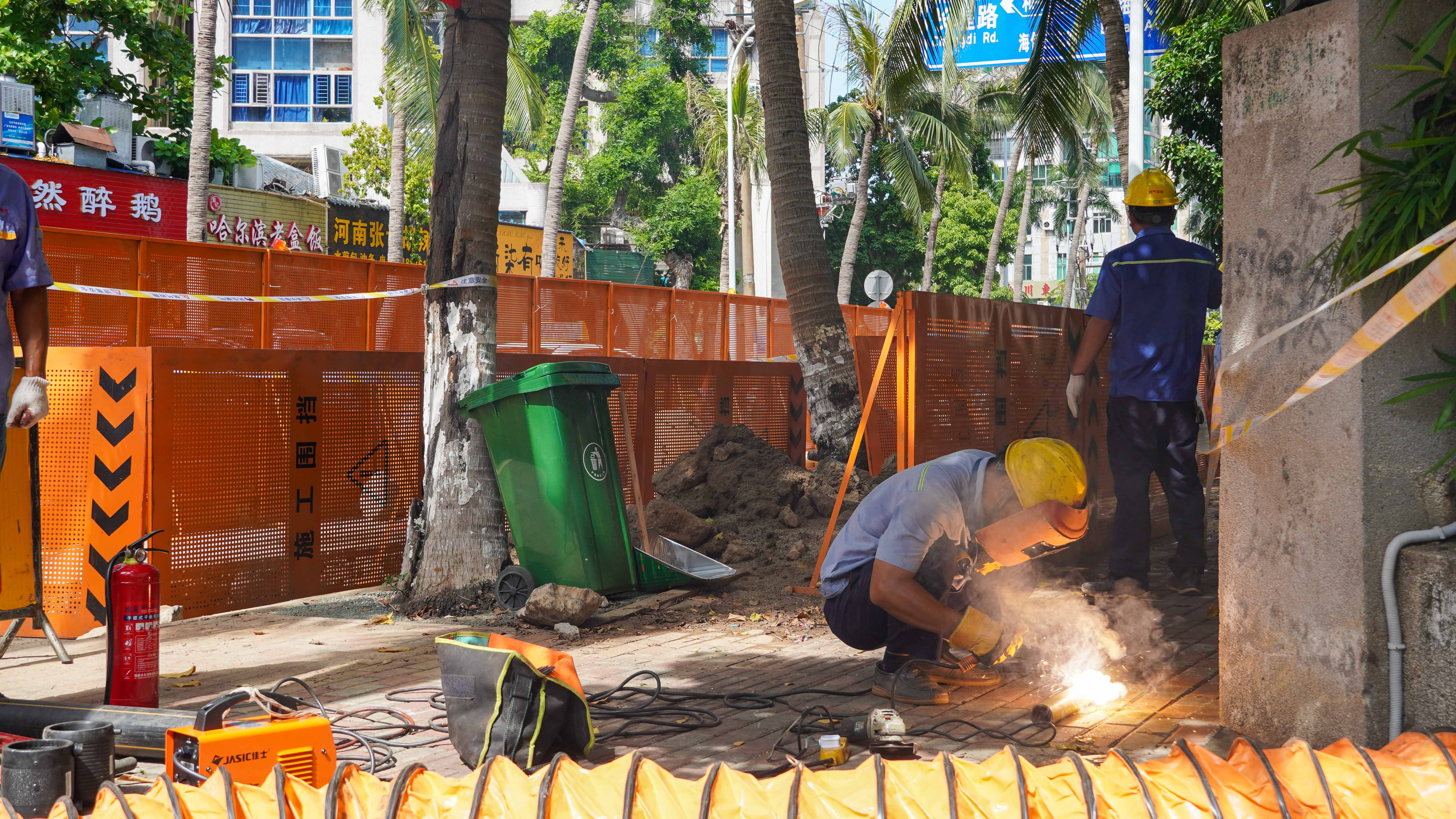 av无码毛片久久喷潮水