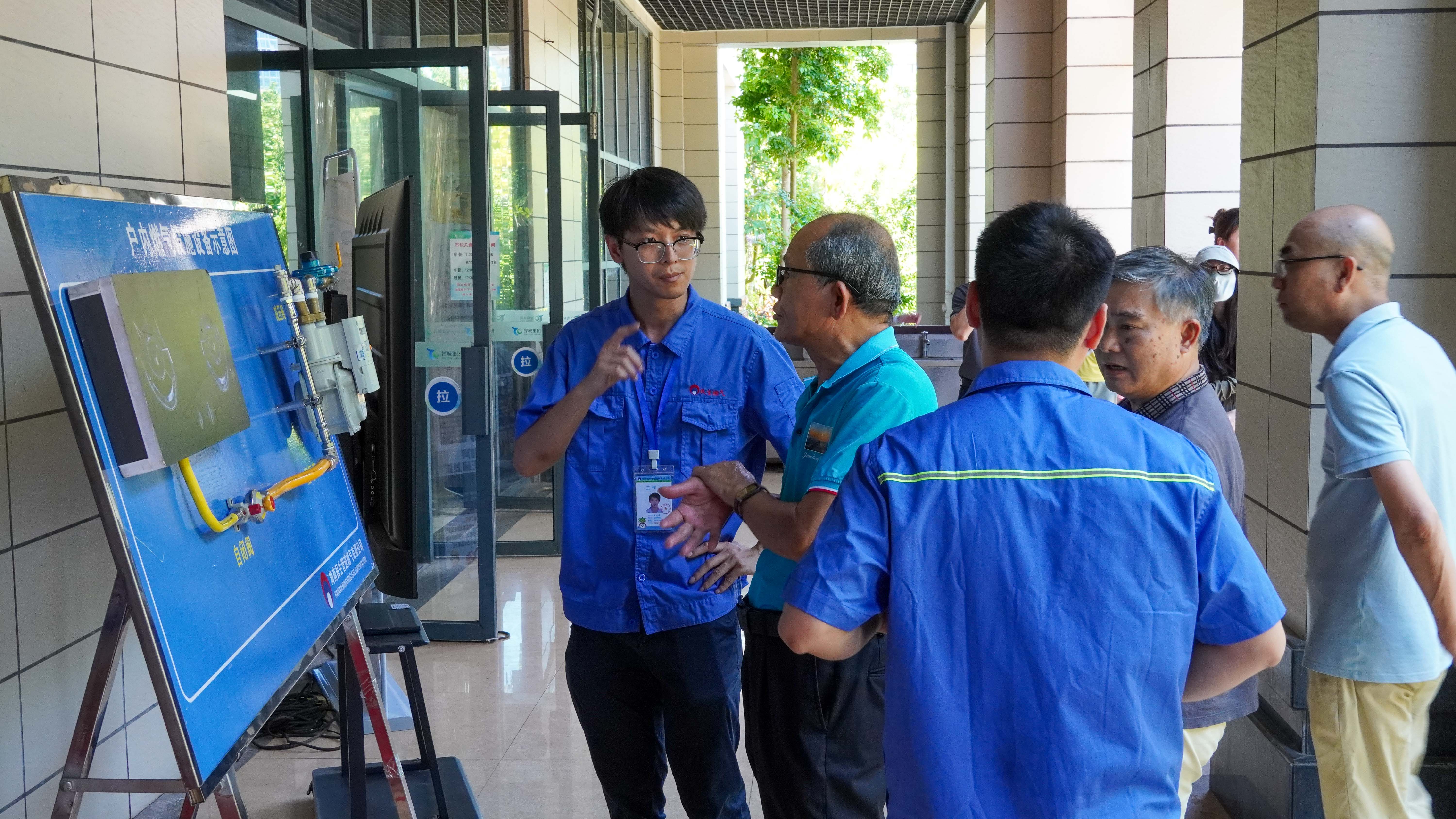 av无码毛片久久喷潮水