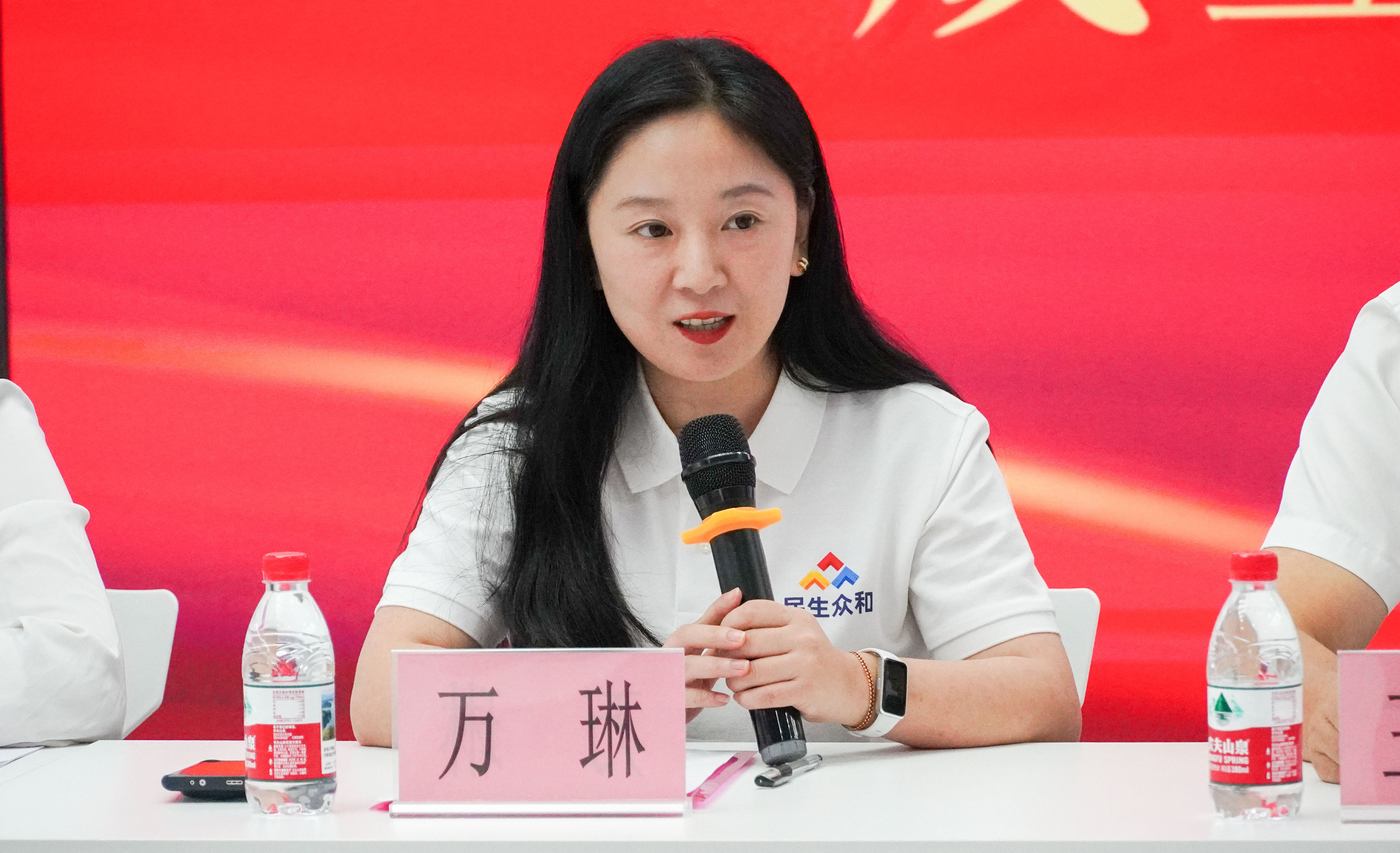 av无码毛片久久喷潮水