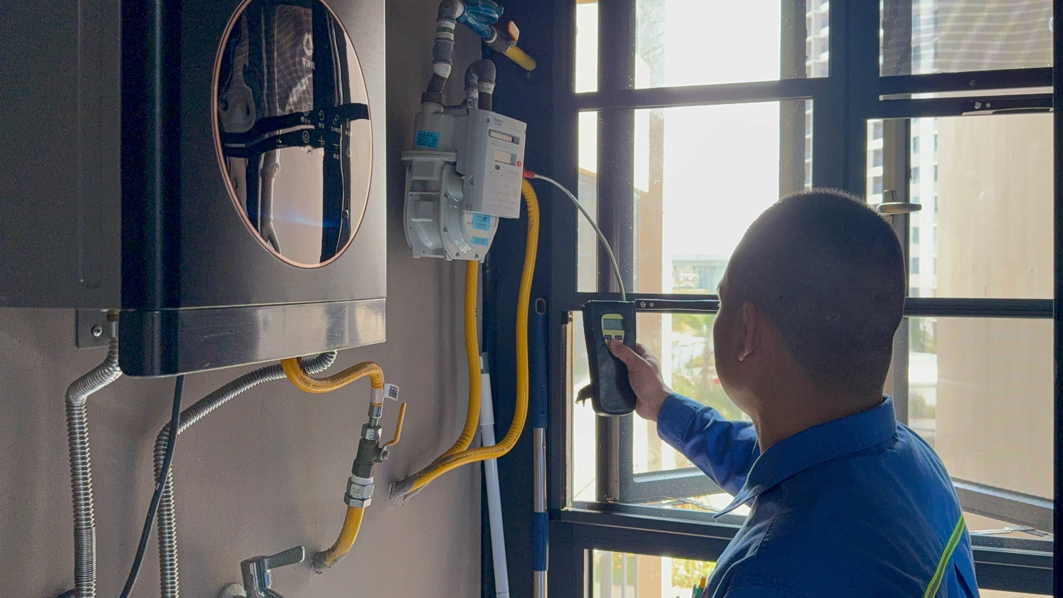 av无码毛片久久喷潮水