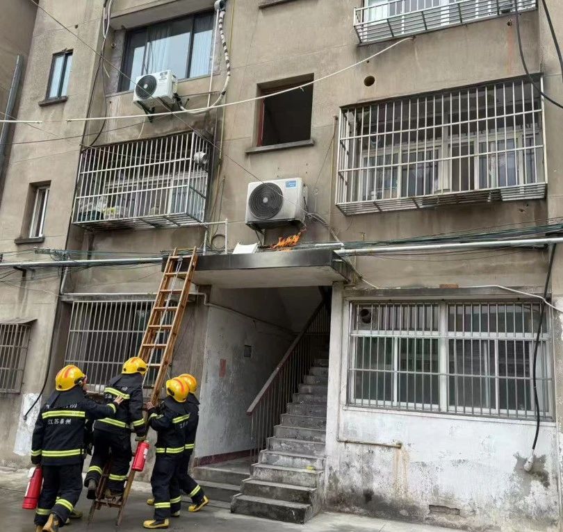 av无码毛片久久喷潮水