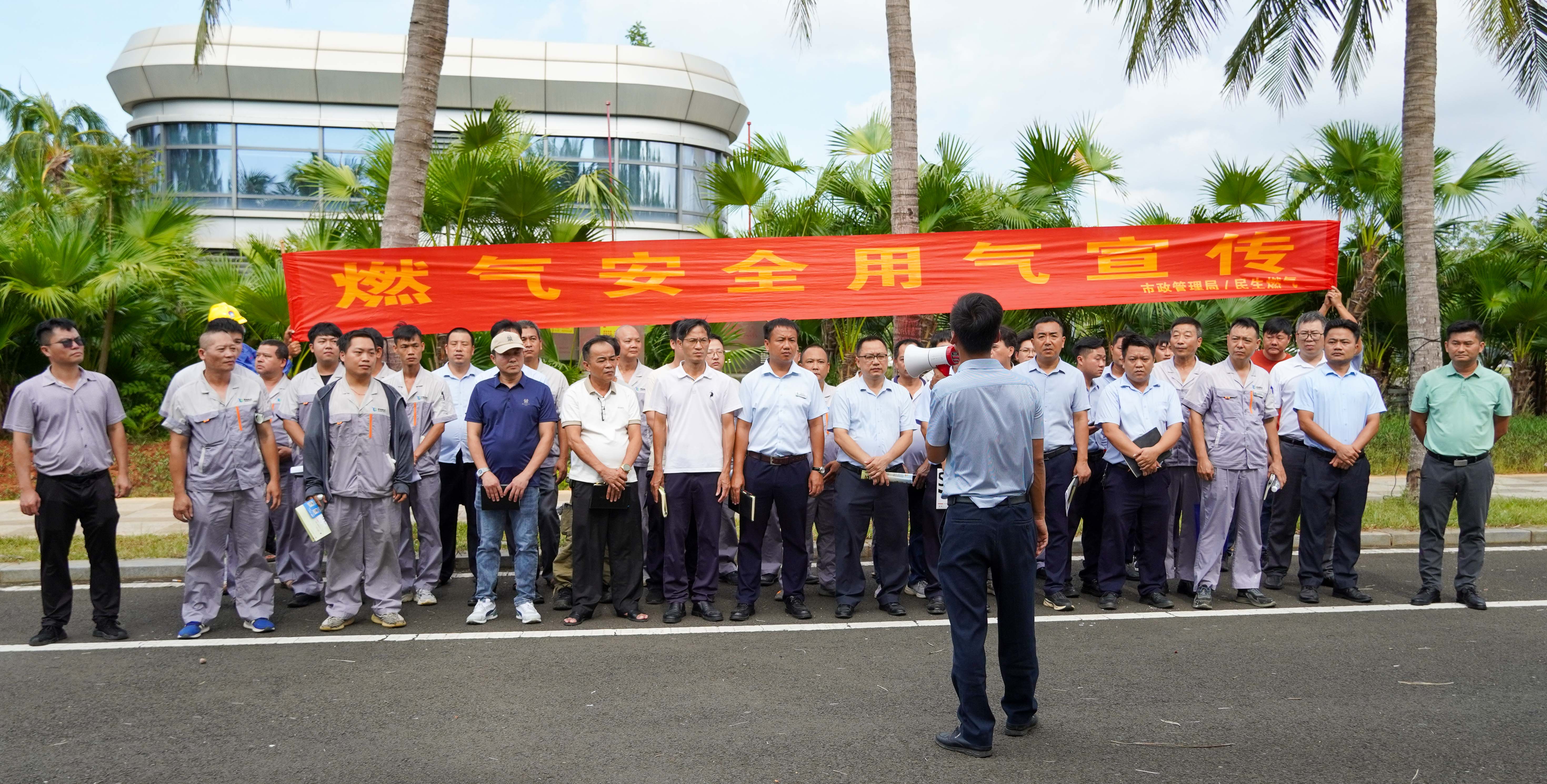 av无码毛片久久喷潮水