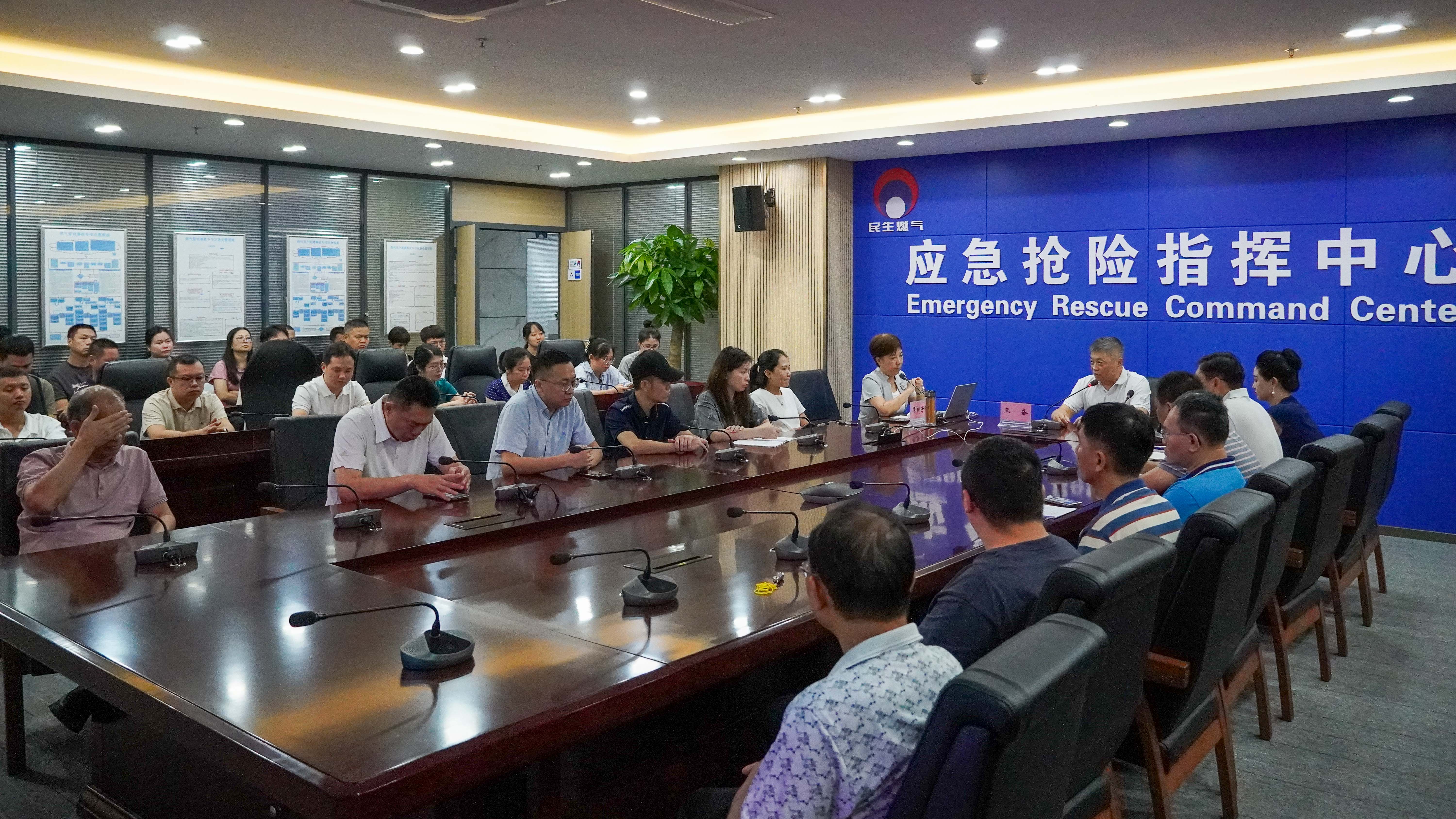 av无码毛片久久喷潮水