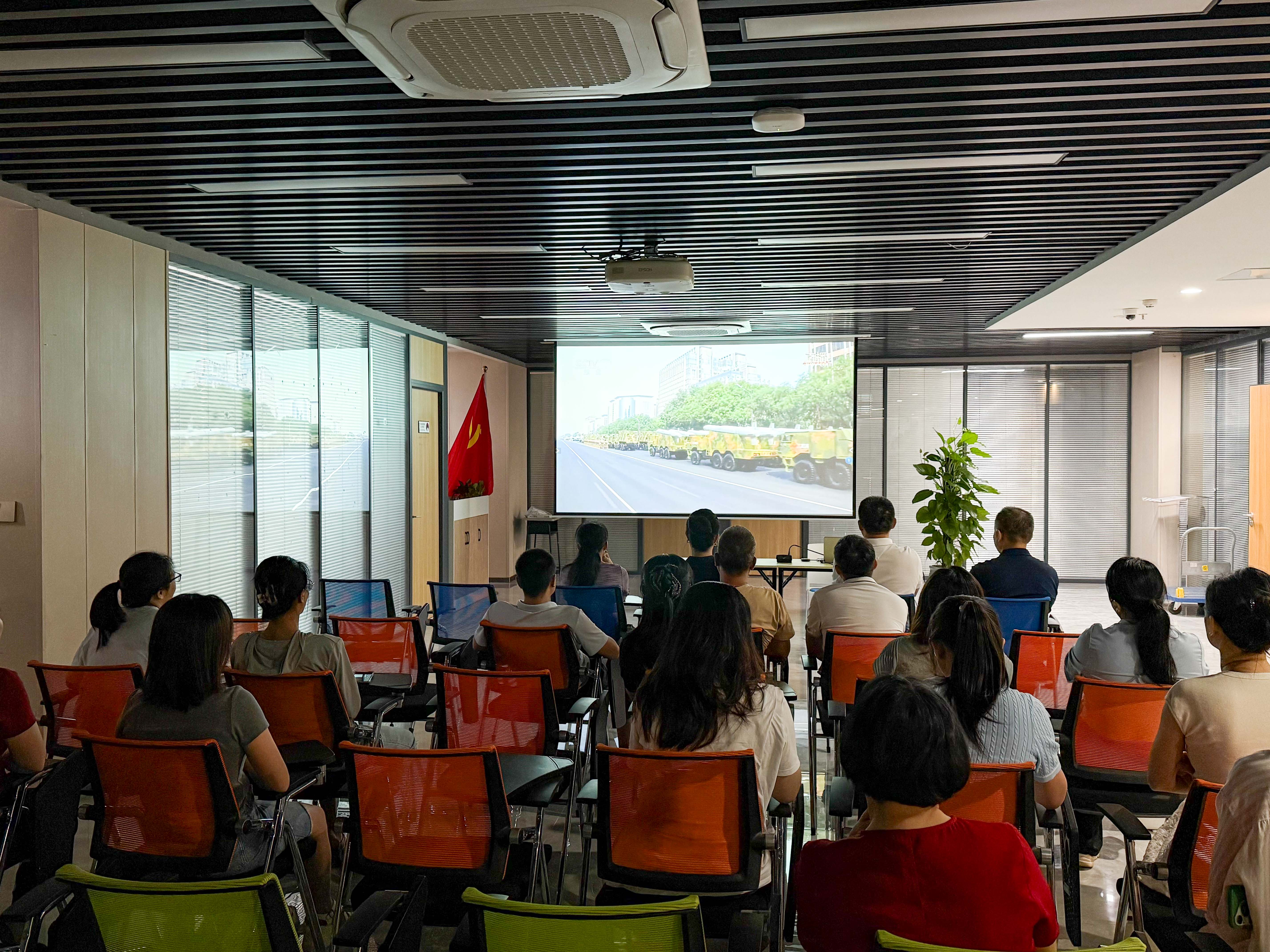 av无码毛片久久喷潮水