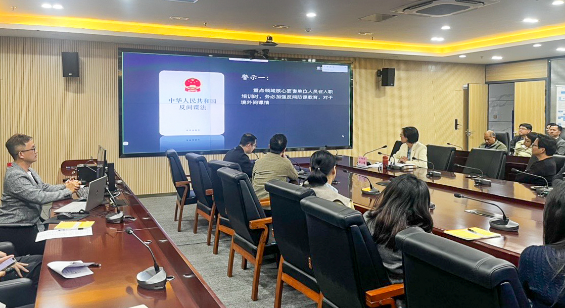 av无码毛片久久喷潮水