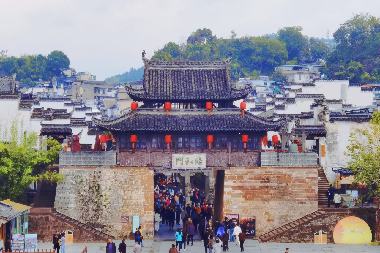 av无码毛片久久喷潮水