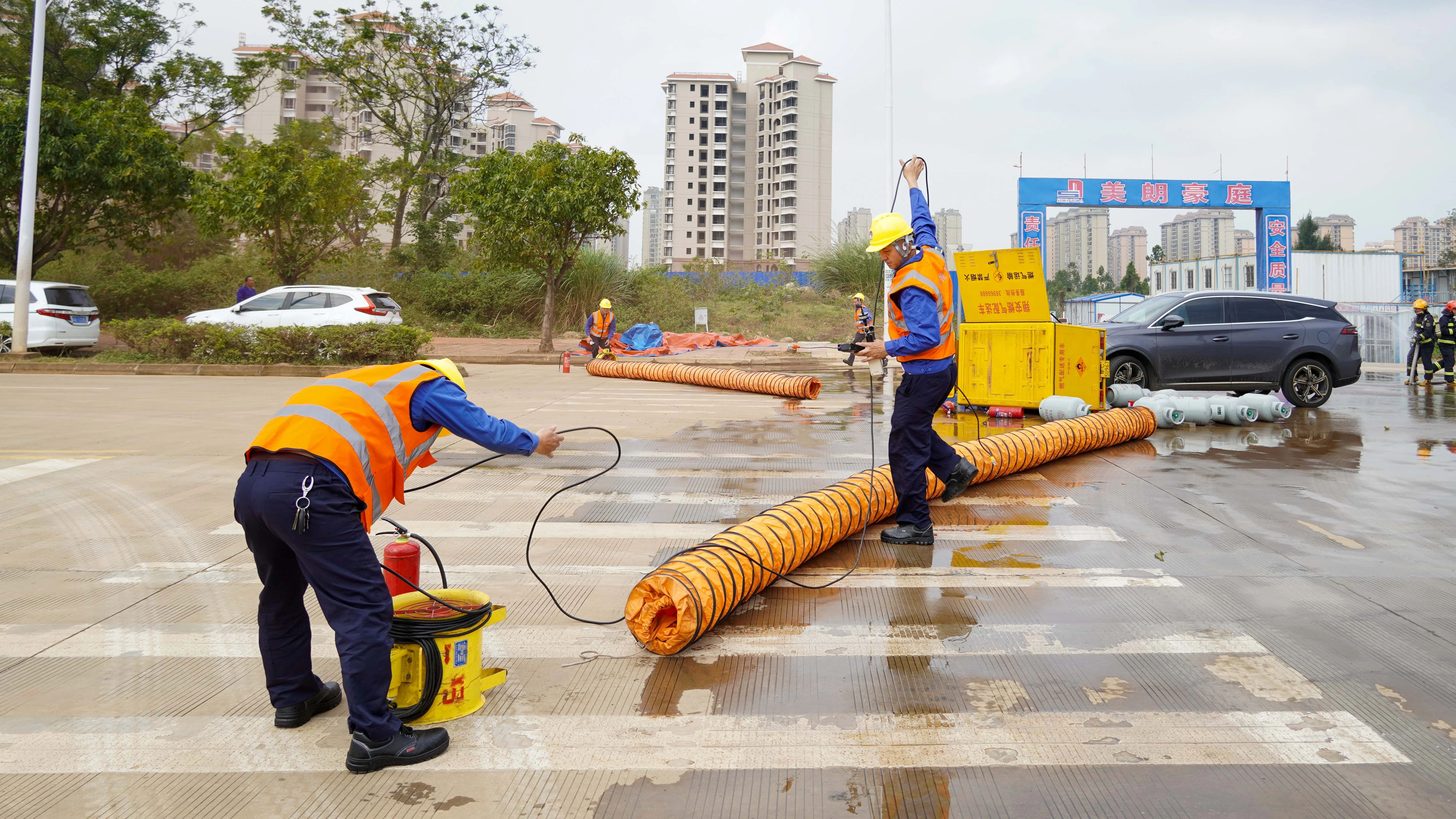 av无码毛片久久喷潮水