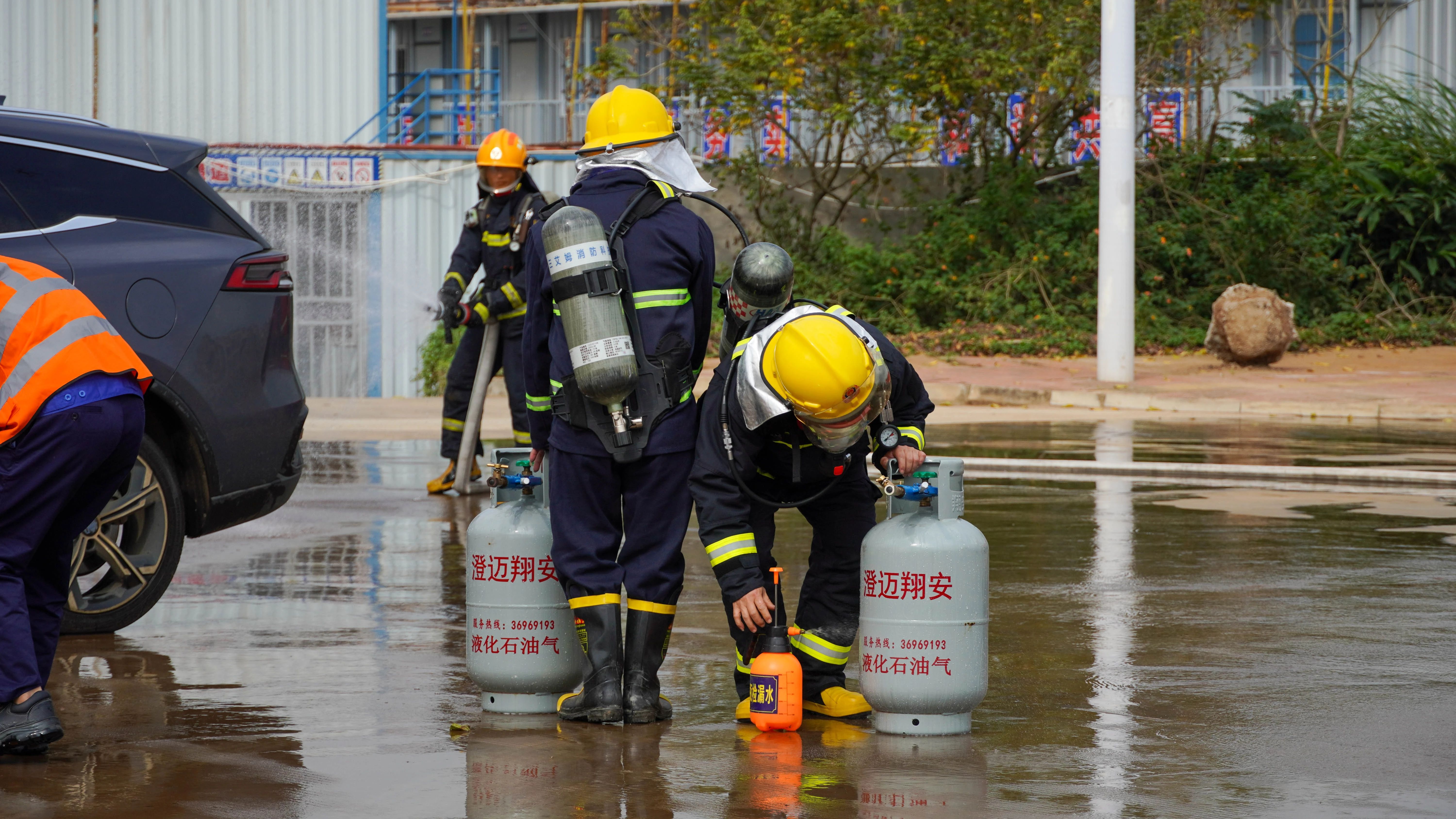 av无码毛片久久喷潮水