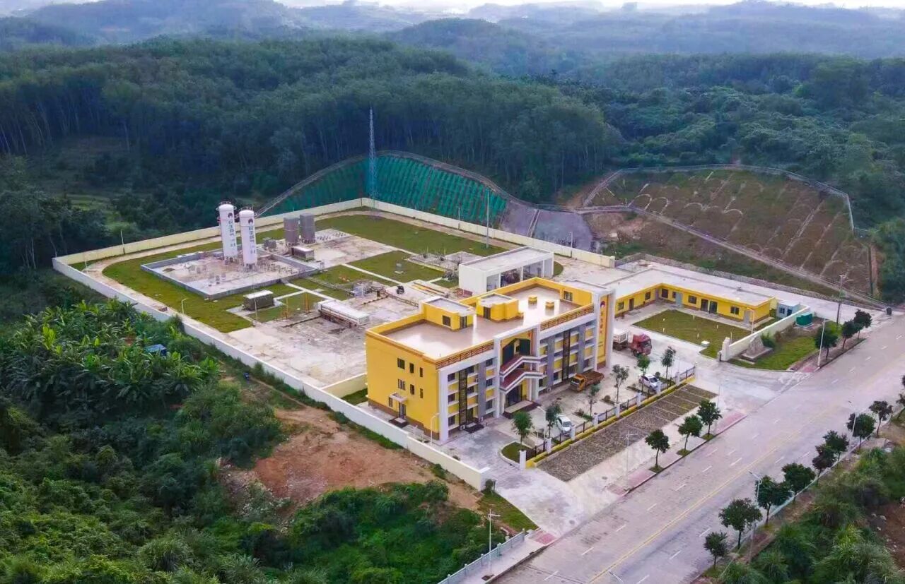 av无码毛片久久喷潮水