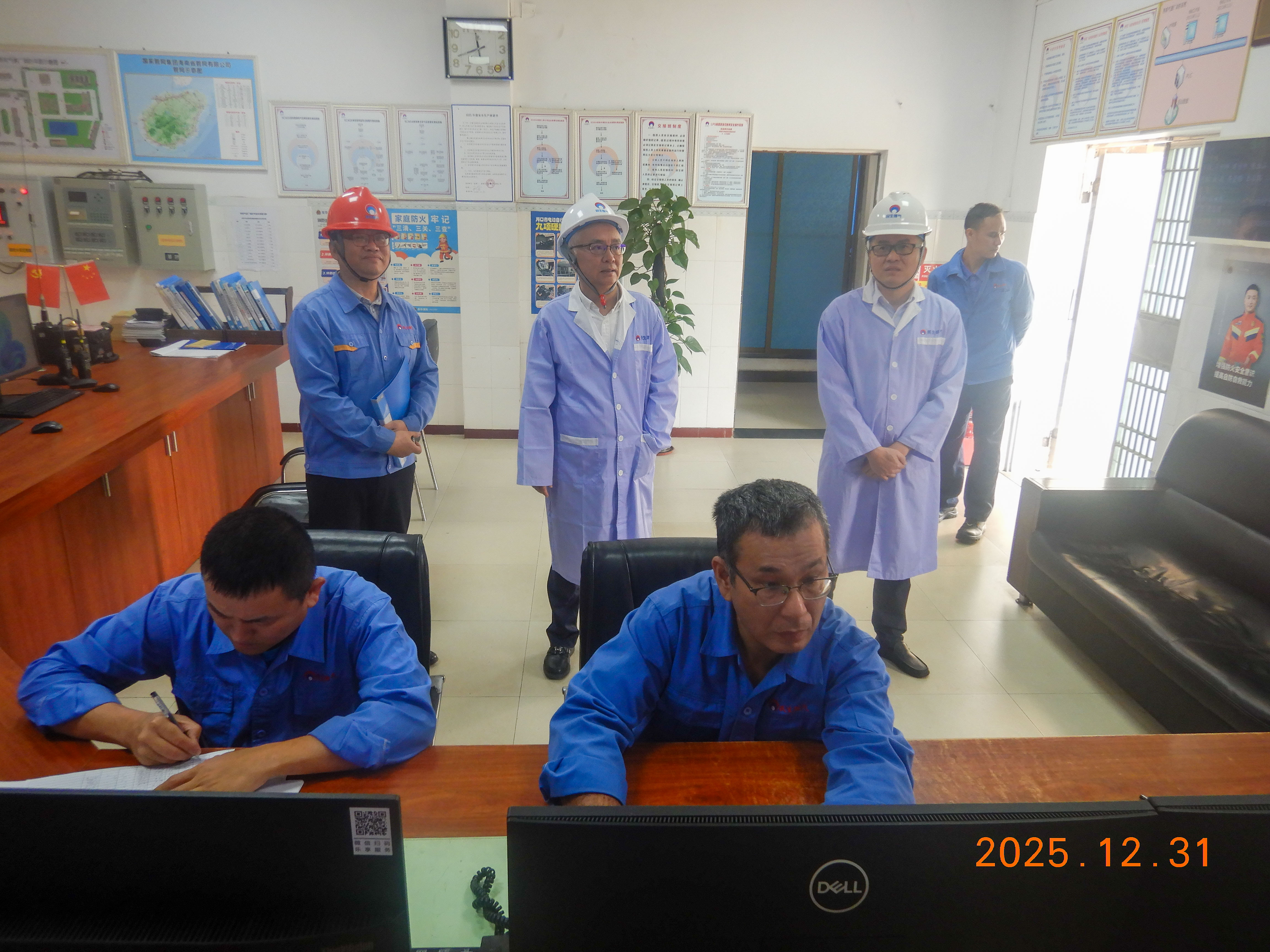 av无码毛片久久喷潮水