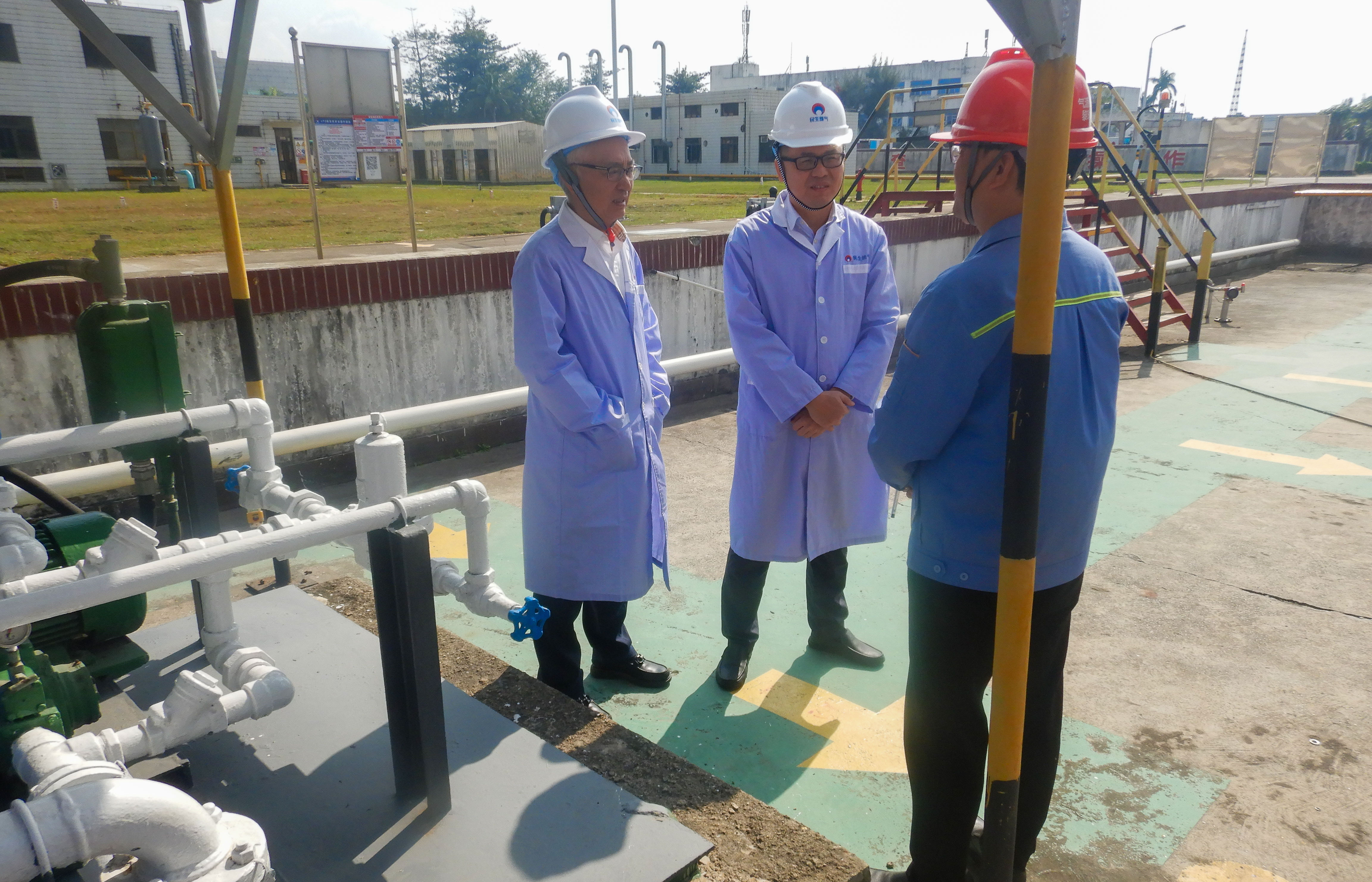 av无码毛片久久喷潮水