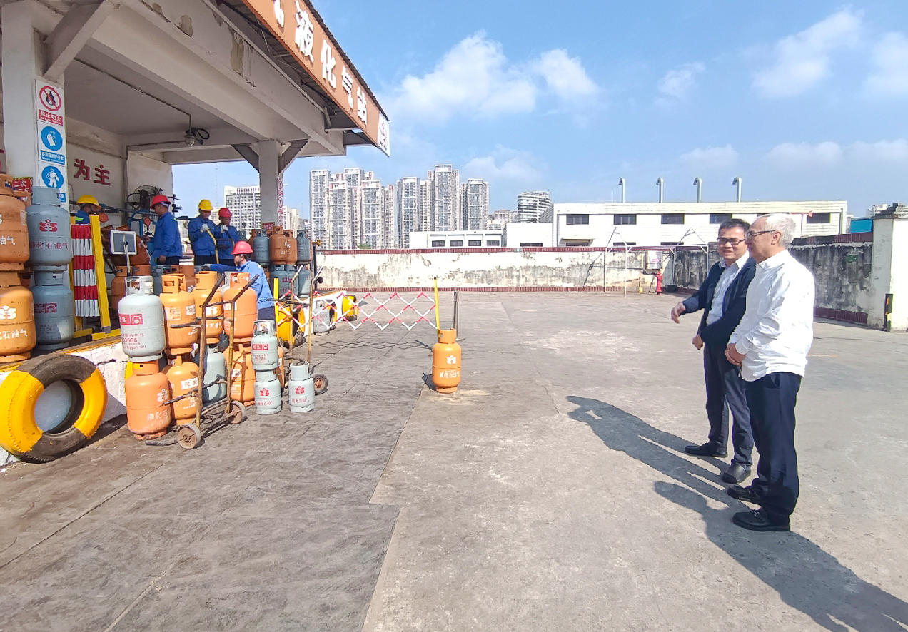 av无码毛片久久喷潮水