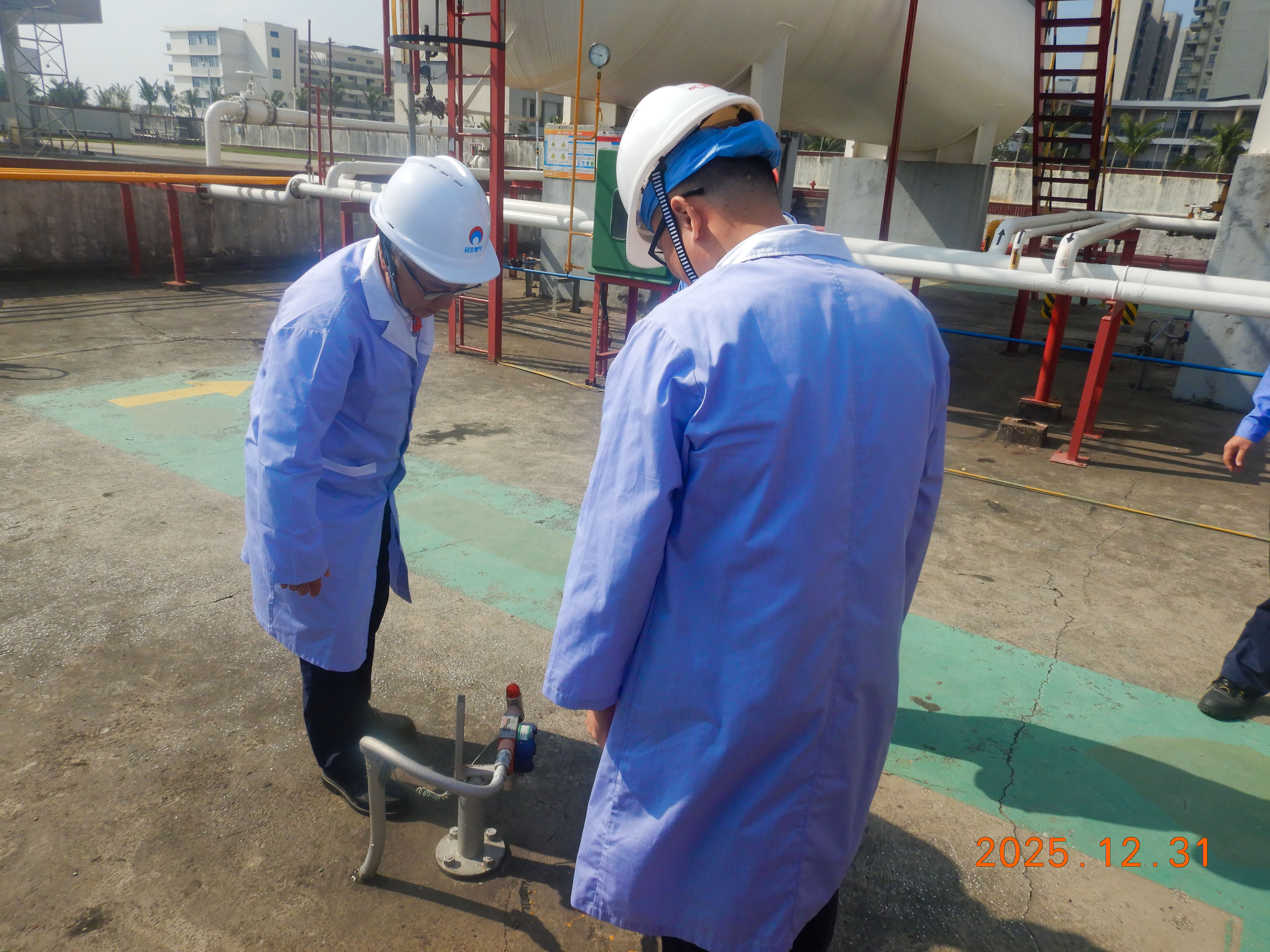 av无码毛片久久喷潮水